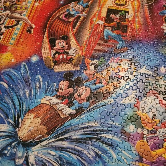 Disney 2000 Piece Puzzle 38 x 26 Mickey Minnie Mouse Donald Duck Goofy 43501 - Picture 8 of 16